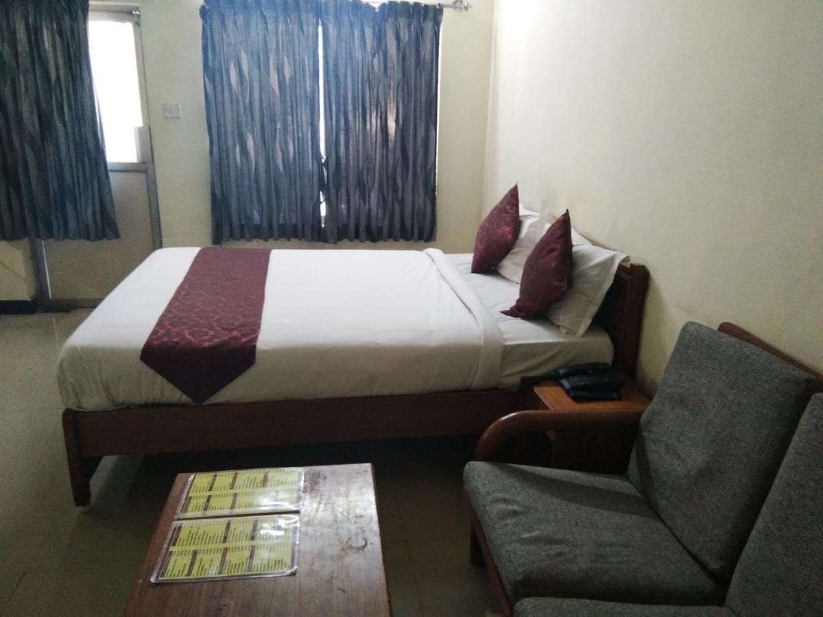 Hotel Jaysanthi Ooty Exterior foto